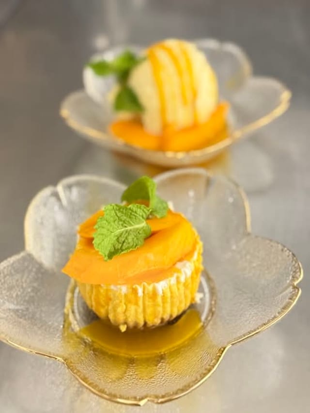 Mango Cheesecake.